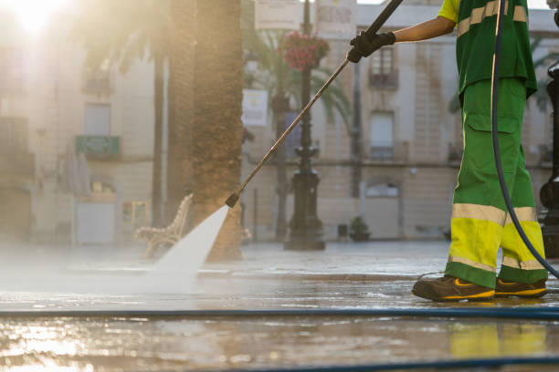 Playground Equipment Cleaning in Bonadelle Ranchos, CA